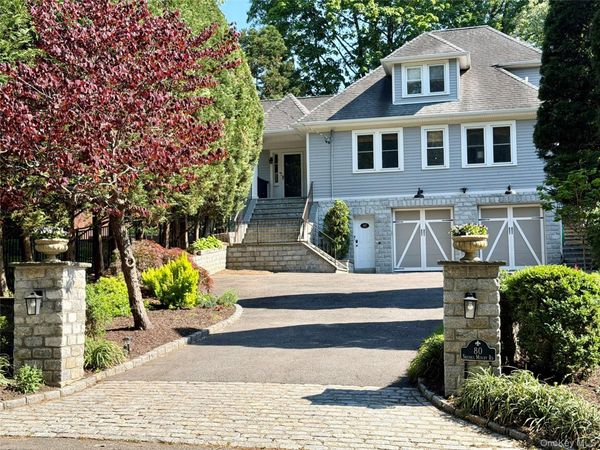 80 Skunks Misery Road , Locust Valley, NY 11560