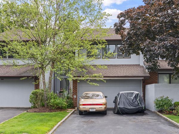 83 Foxwood Drive, Jericho, NY 11753