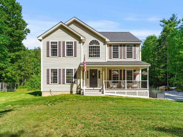 28 Rossdale Lane, Weare, NH 03281