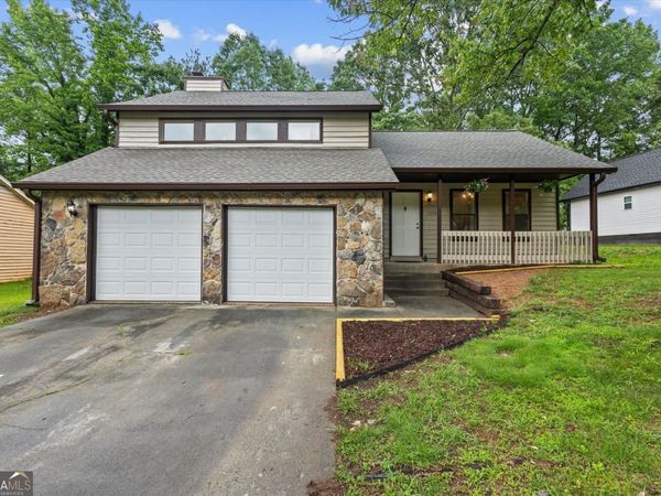 1055 Chapman Lane, Stone Mountain, GA 30088