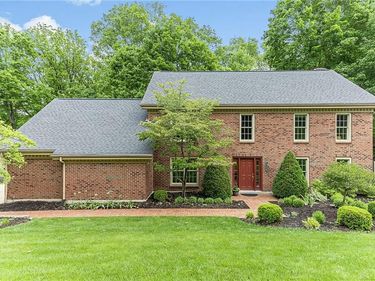 5003 Lausanne Drive, Centerville, OH 45458