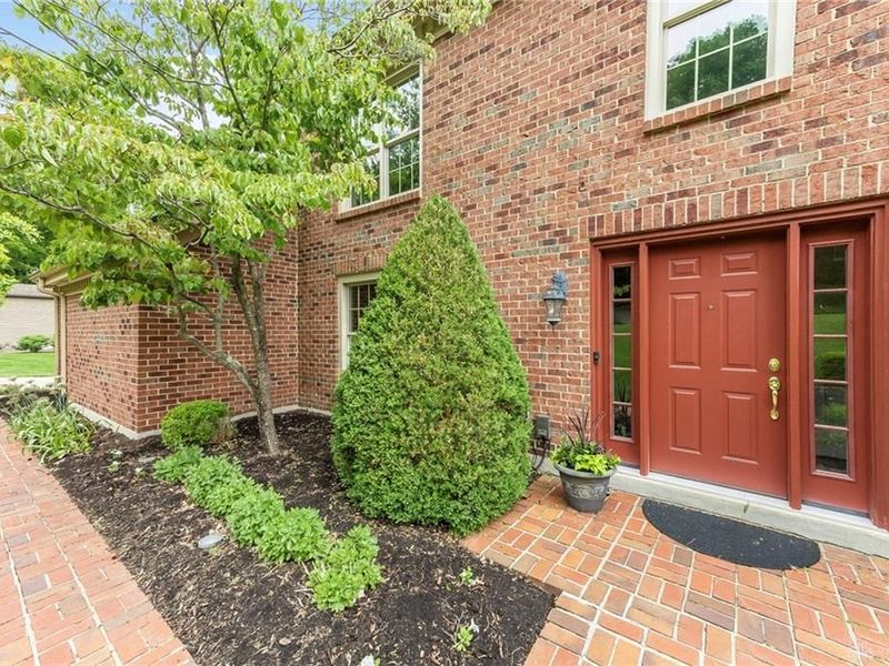 5003 Lausanne Drive, Centerville, OH 45458 Photo 2