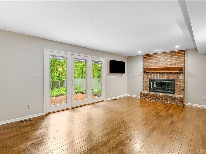 5003 Lausanne Drive, Centerville, OH 45458 Photo 22