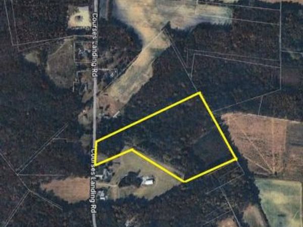 963 COURSES LANDING ROAD , CARNEYS POINT, NJ 08069