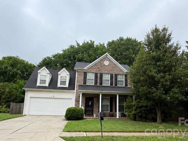9025 Davis Crossing Court, Charlotte, NC 28269