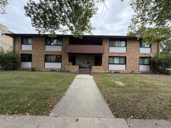 1605 Monroe Street , Unit 4, Evanston, IL 60202