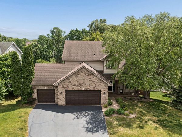 2478 Timber Court E, Maplewood, MN 55119