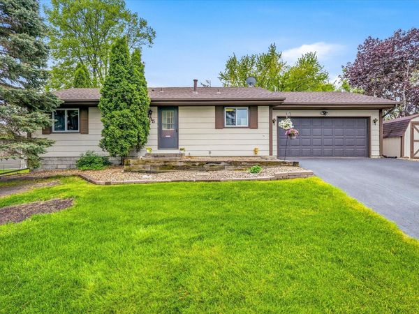 8435 Shadyview Lane N, Maple Grove, MN 55311