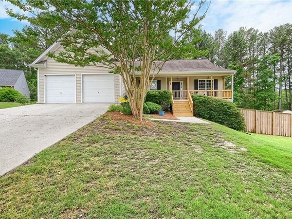18 Mountain Court, Dallas, GA 30132