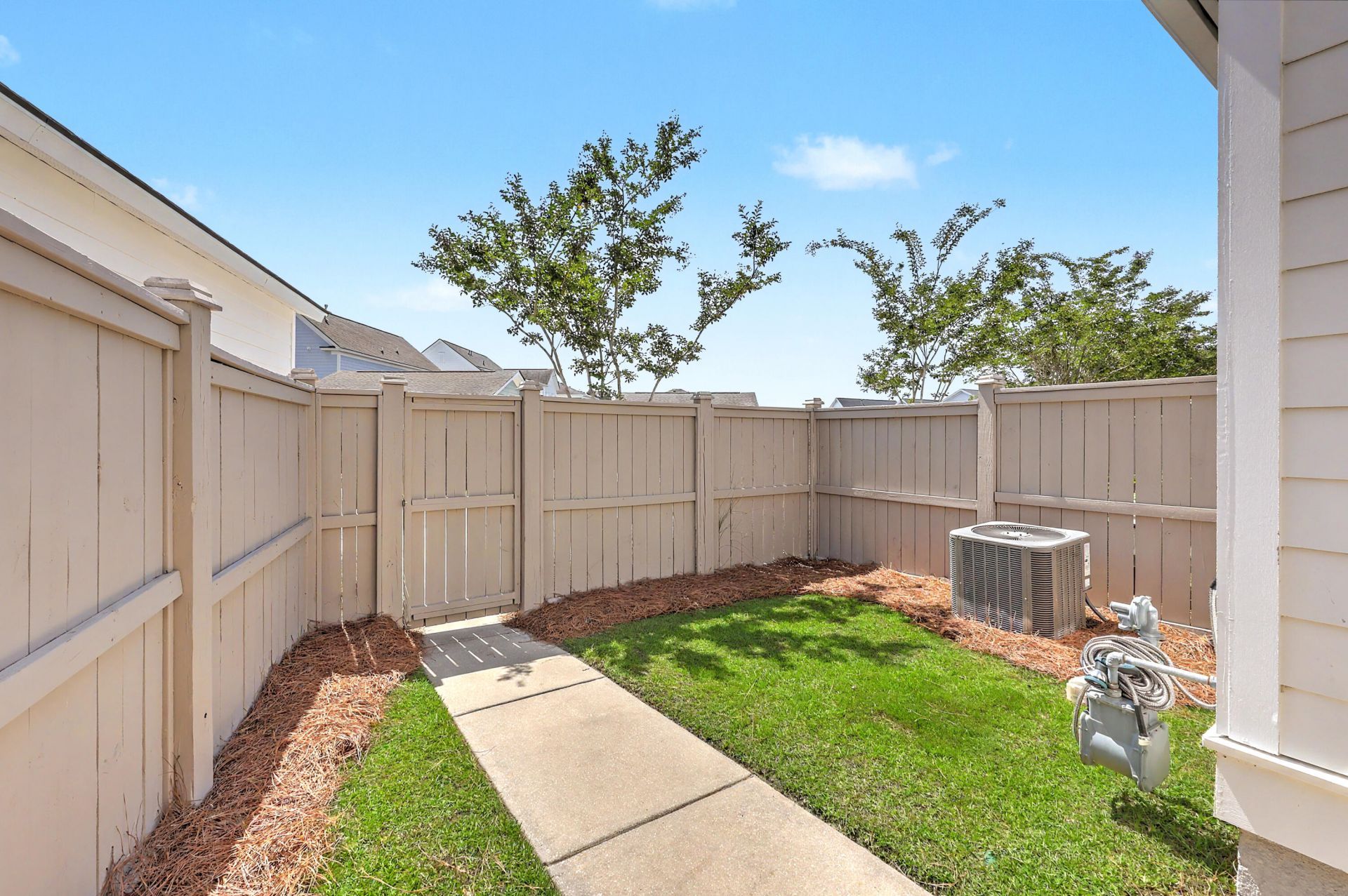 177 Great Lawn Drive Photo 25