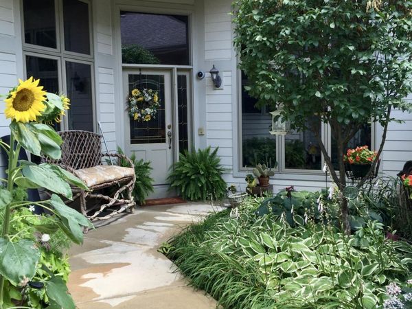 7513 W Tuckaway Pines Cir, Franklin, WI 53132