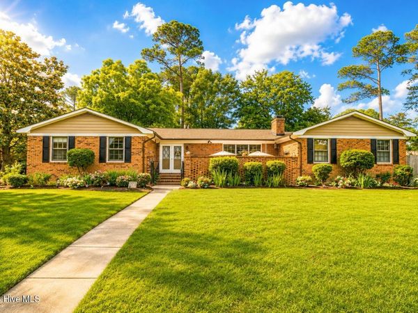 1209 W Highland Avenue, Kinston, NC 28501