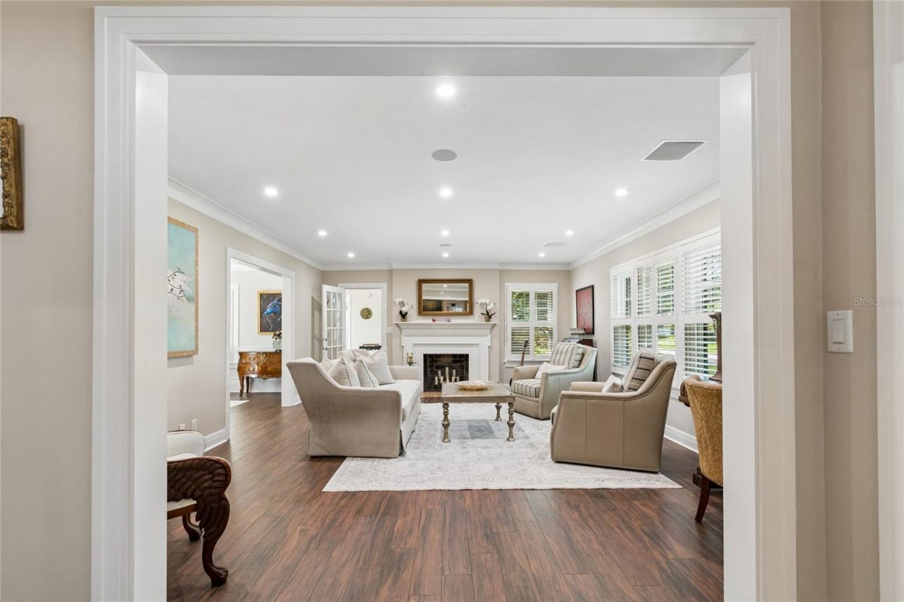 556 21st Avenue Ne, Saint Petersburg, FL 33704 Photo