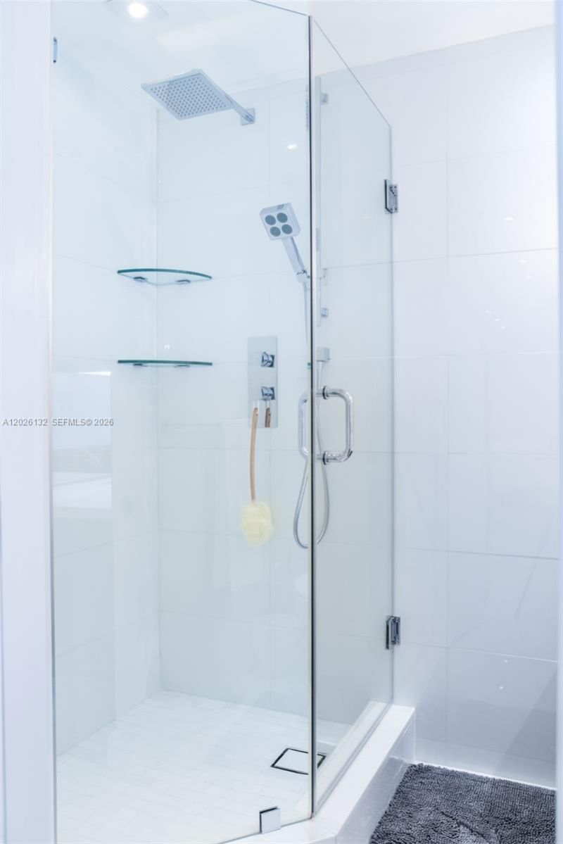 1950 S Ocean Dr , Unit 9N, Hallandale Beach, FL 33009 Photo