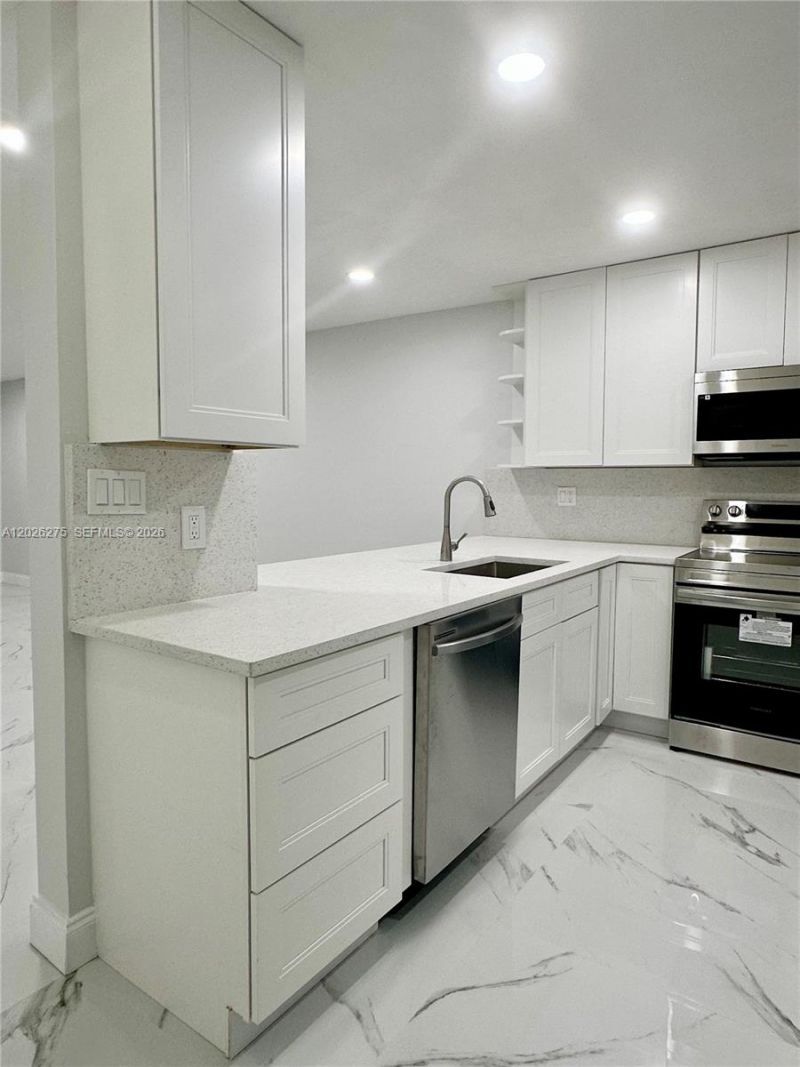 10630 NW 1st St , Unit 10630, Pembroke Pines, FL 33026 Photo