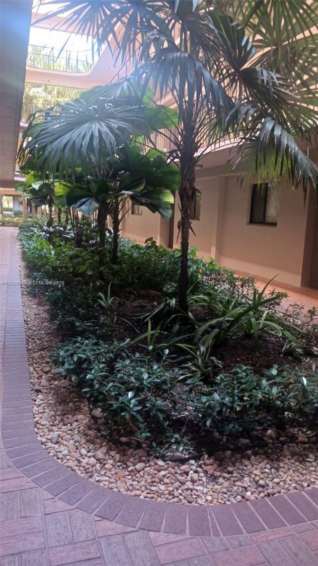 8650 SW 133rd Ave Rd, Unit 208, Miami, FL 33183 Photo