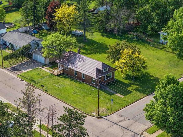 424 MAPLE STREET, Nekoosa, WI 54457