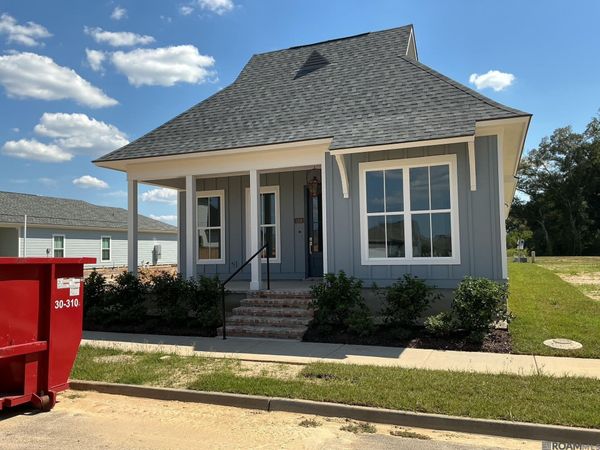 1216 Applewood Dr, Zachary, LA 70791