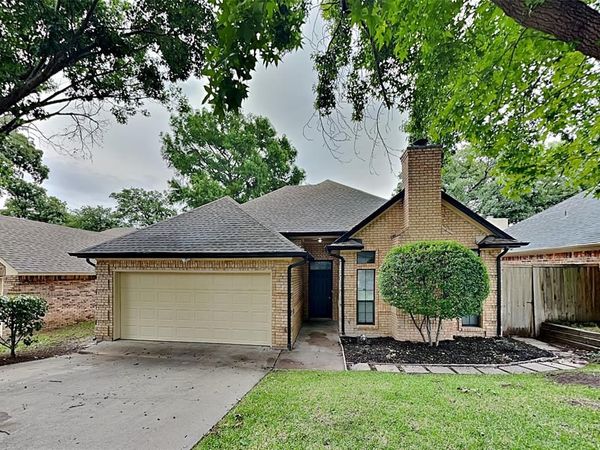 4921 Arborgate Drive, Arlington, TX 76017
