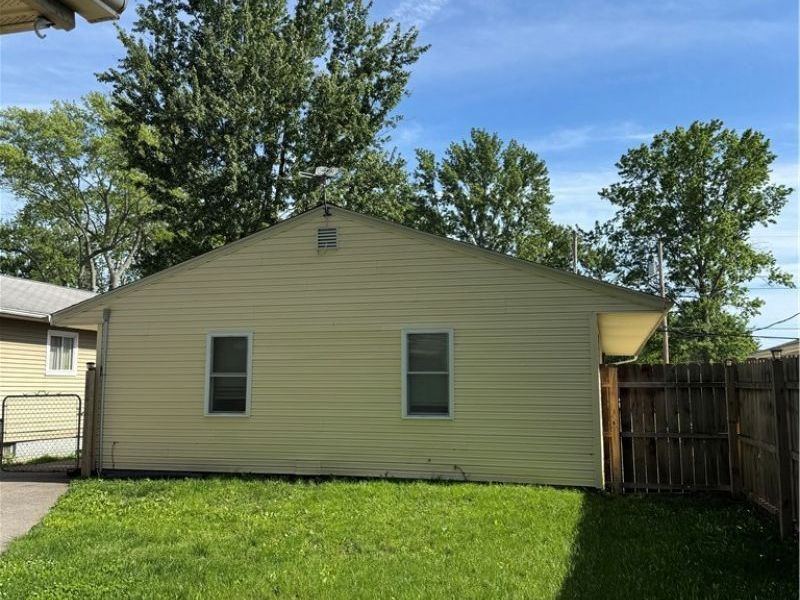 544 Purdue Avenue, Elyria, OH 44035 Photo 18