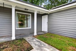 450 Longleaf Drive photo 4