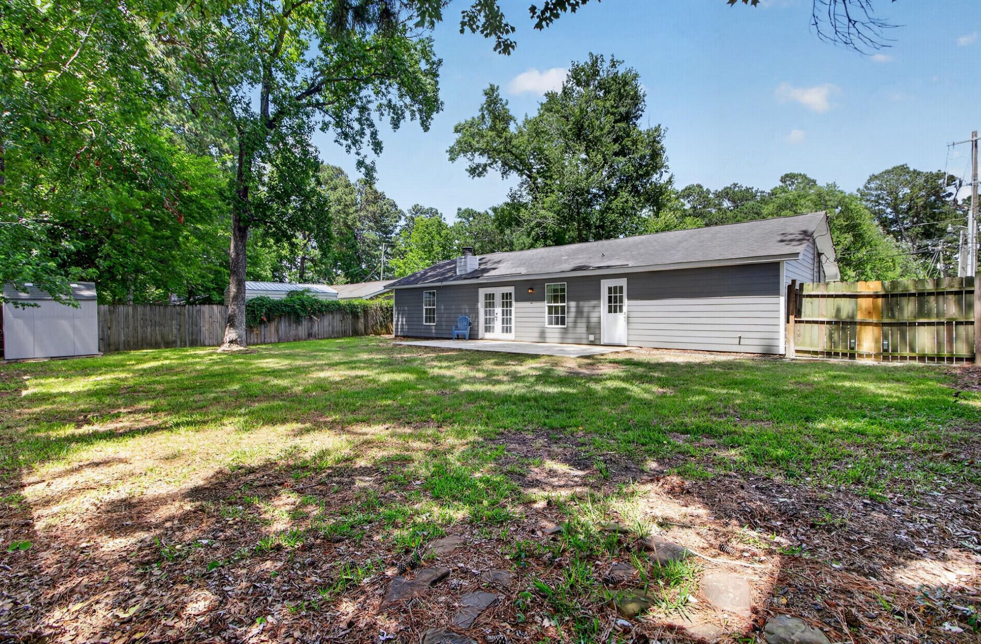 450 Longleaf Drive Photo 30