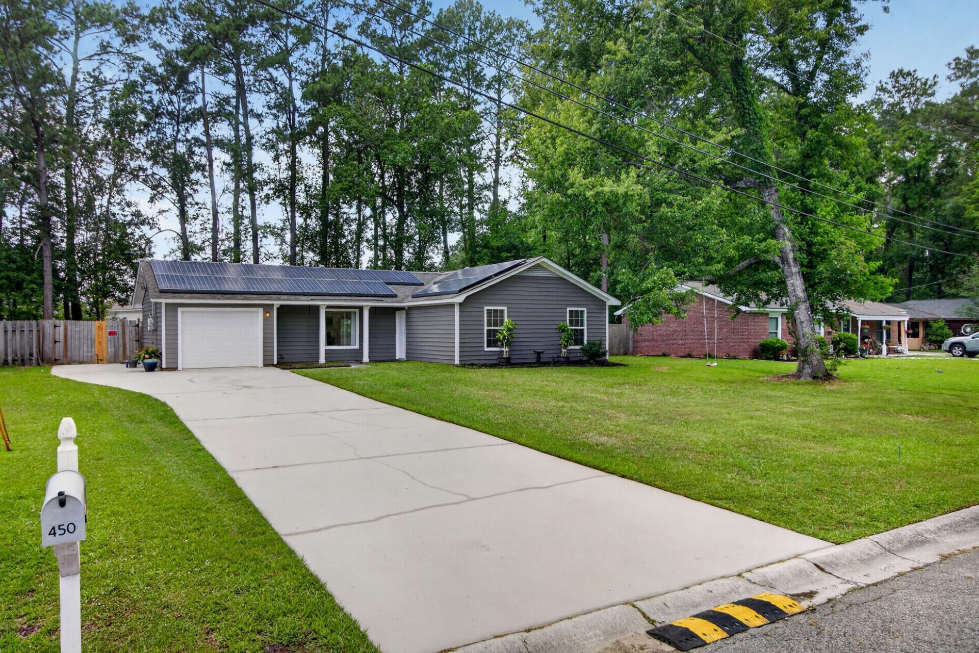 450 Longleaf Drive Photo 32
