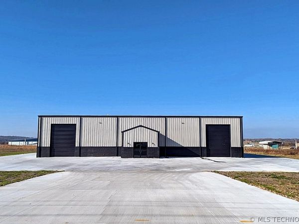 1040 N Moccasin Avenue , Tahlequah, OK 74464