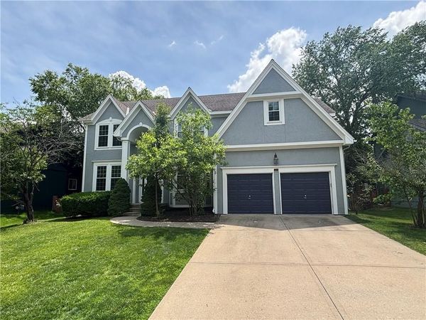 5101 W 158th Street, Overland Park, KS 66224
