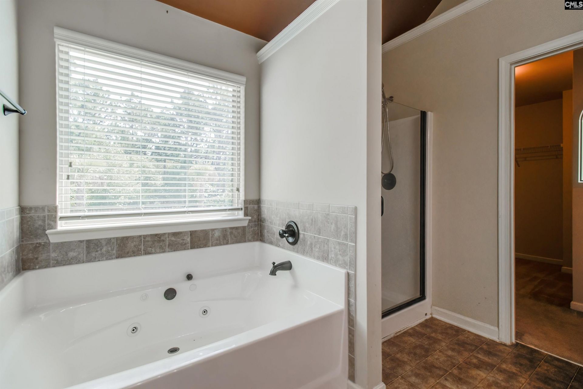 631 Twisted Oak Court Photo 38