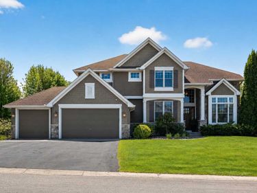 14915 61st Avenue N, Plymouth, MN 55446