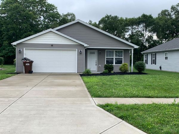 605 Diamond Loop, Middletown, OH 45044