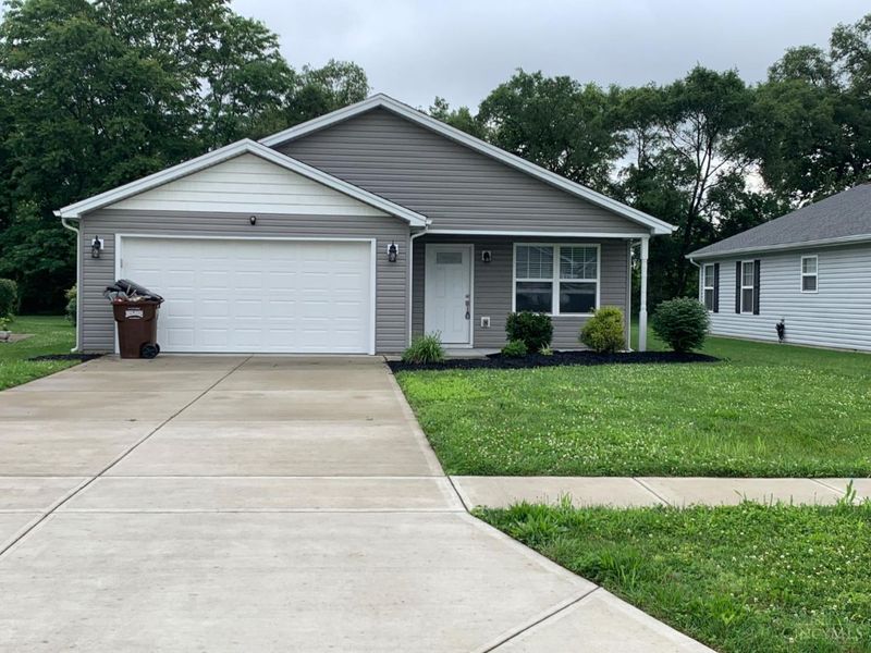 605 Diamond Loop, Middletown, OH 45044 Photo 1