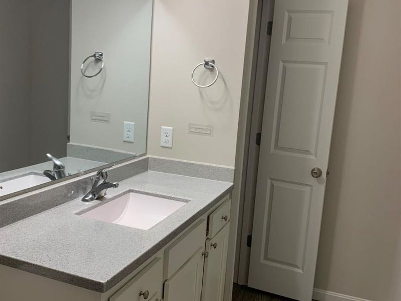 605 Diamond Loop, Middletown, OH 45044 Photo 5