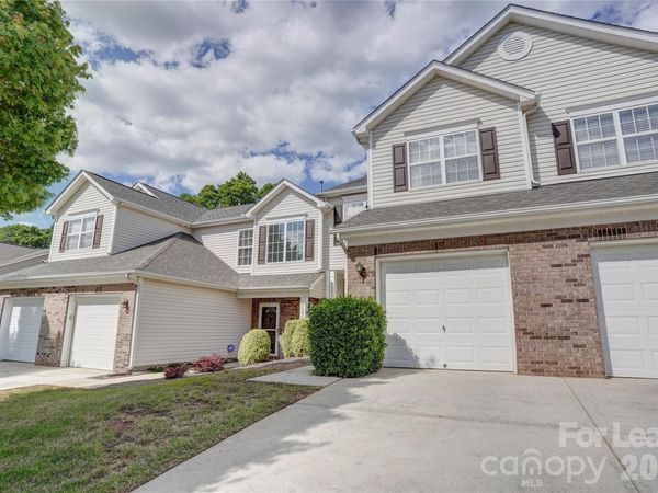 12411 Stratfield Place Circle , Pineville, NC 28134