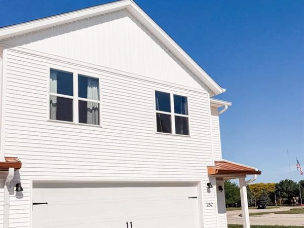 262 N BELL STREET, Fond Du Lac, WI 54935