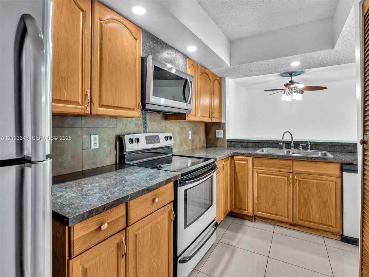 18850 NW 57th Ave , Unit 208, Hialeah, FL 33015 Photo