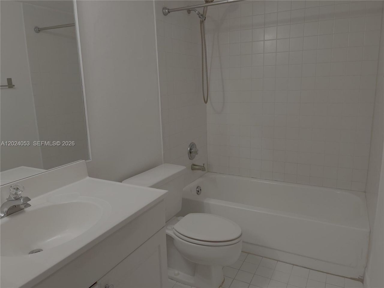 191 Lakeview Dr , Unit 102, Weston, FL 33326 Photo