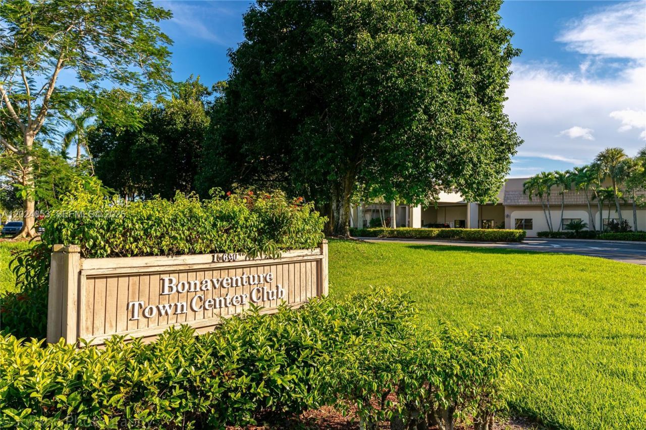 191 Lakeview Dr , Unit 102, Weston, FL 33326 Photo