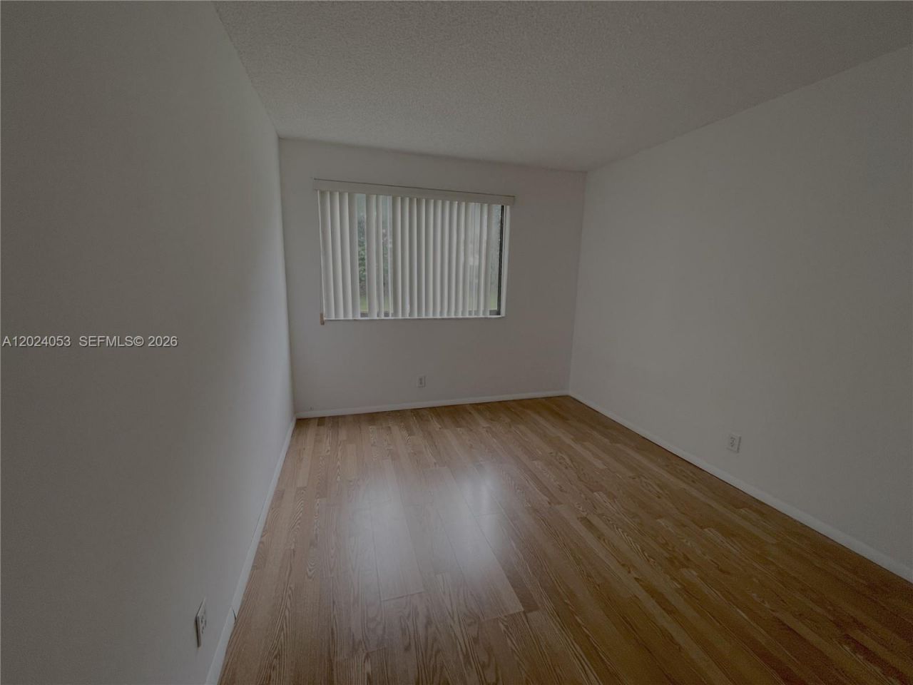 191 Lakeview Dr , Unit 102, Weston, FL 33326 Photo
