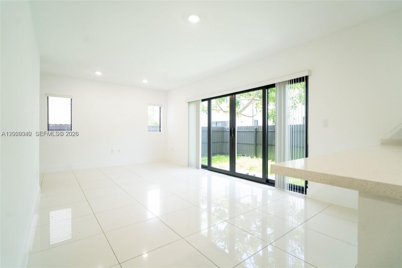 1159 NW 3rd St , Florida City, FL 33034 Photo