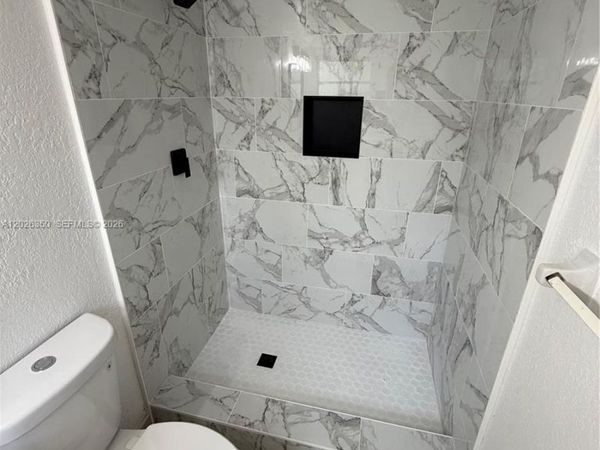 15221 NE 6th Ave , Unit A111, Miami, FL 33162