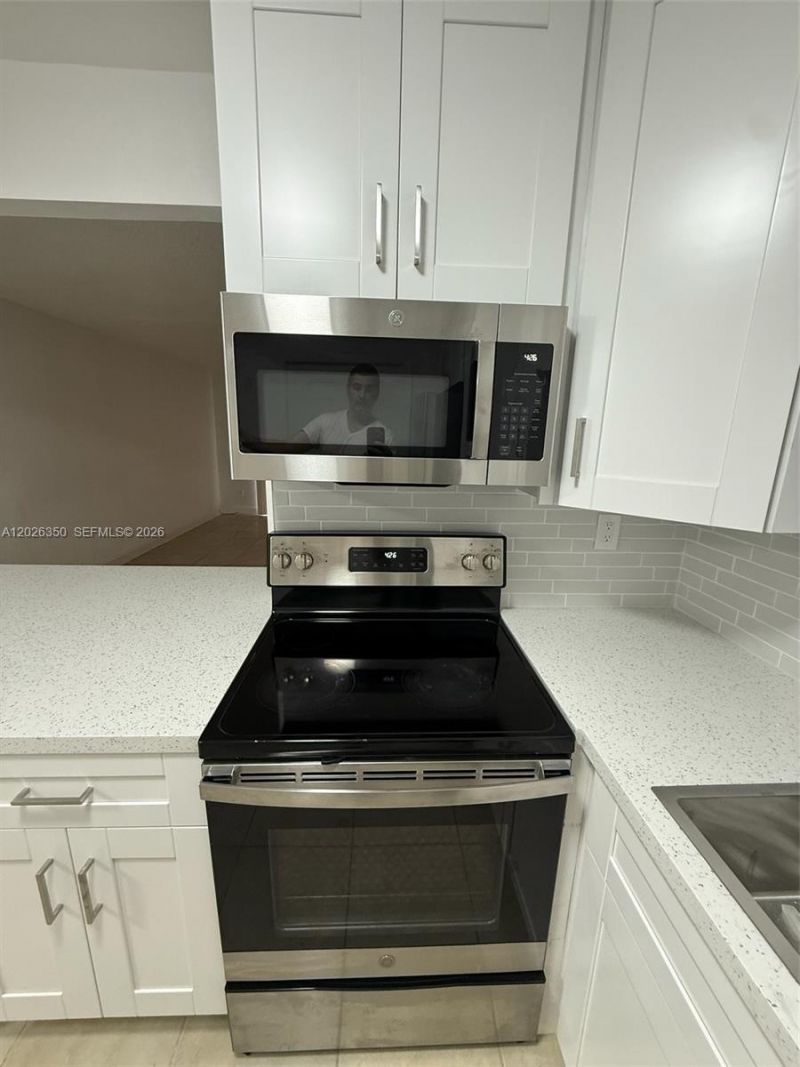 15221 NE 6th Ave , Unit A111, Miami, FL 33162 Photo
