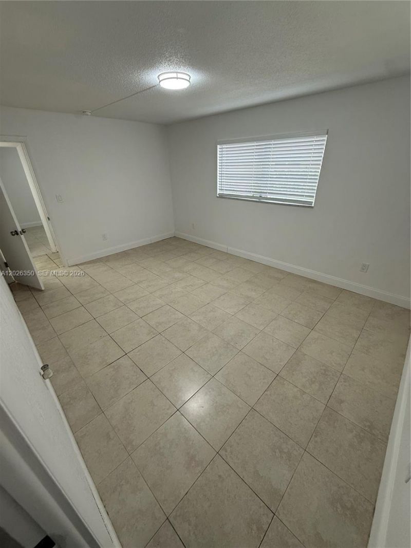 15221 NE 6th Ave, Unit A111, Miami, FL 33162 Photo