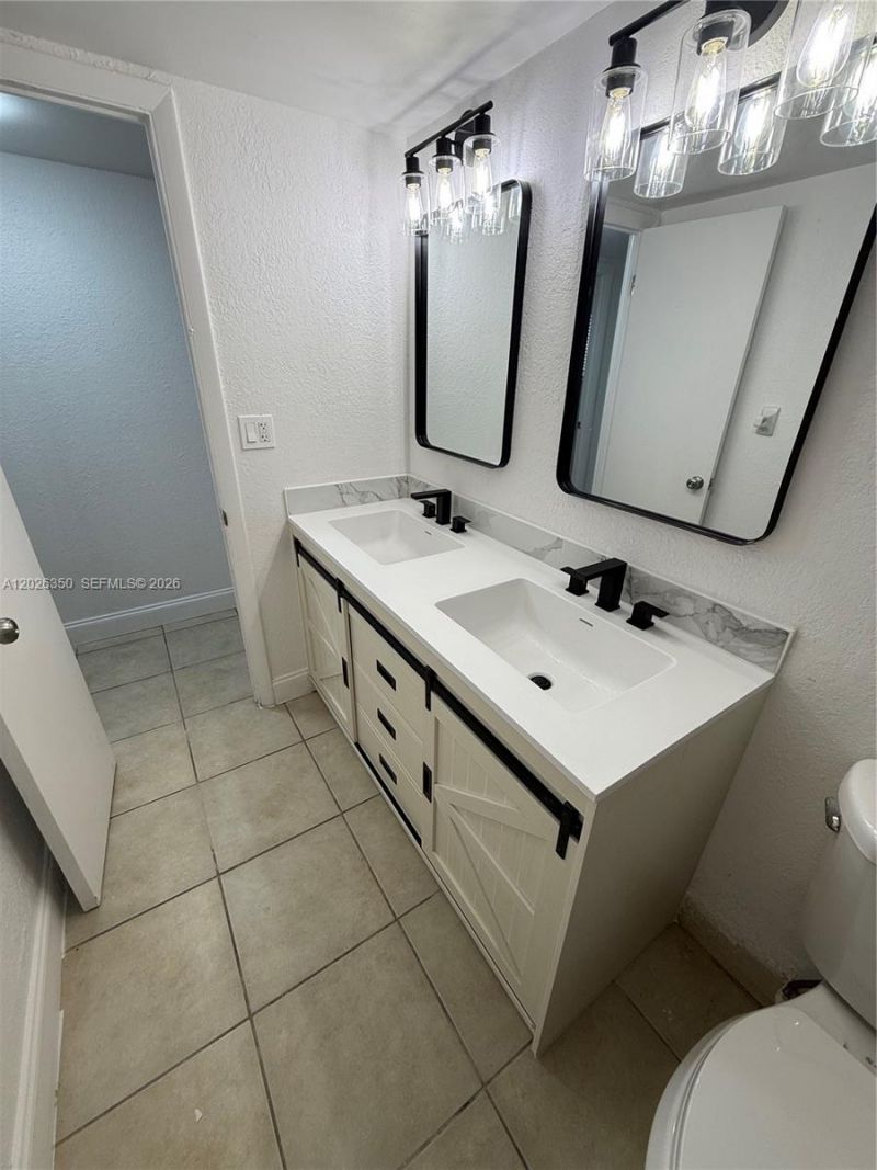 15221 NE 6th Ave , Unit A111, Miami, FL 33162 Photo