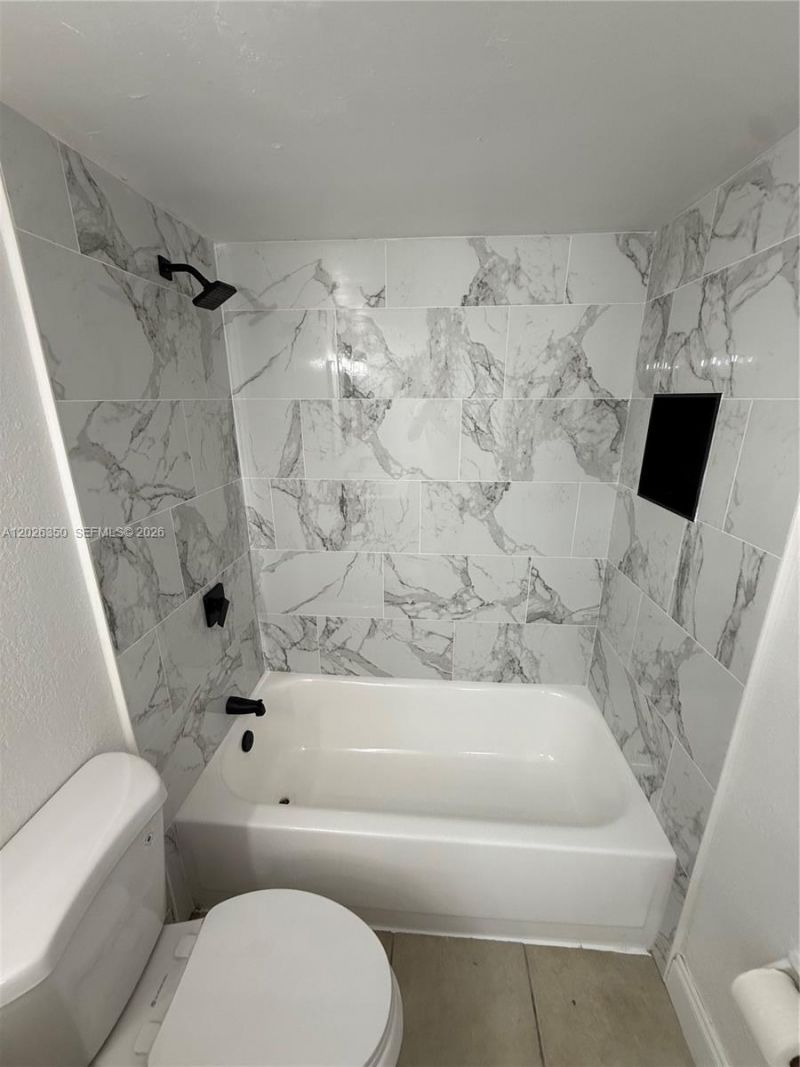 15221 NE 6th Ave , Unit A111, Miami, FL 33162 Photo
