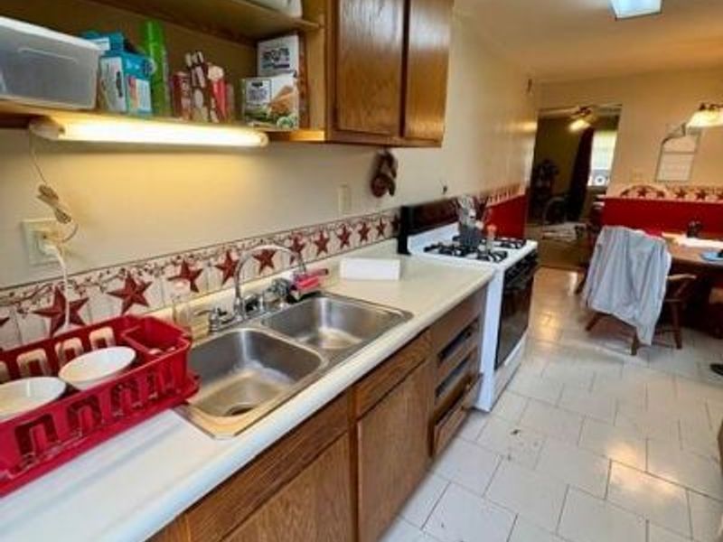 302 Rawson Drive, New Carlisle, OH 45344 Photo 8