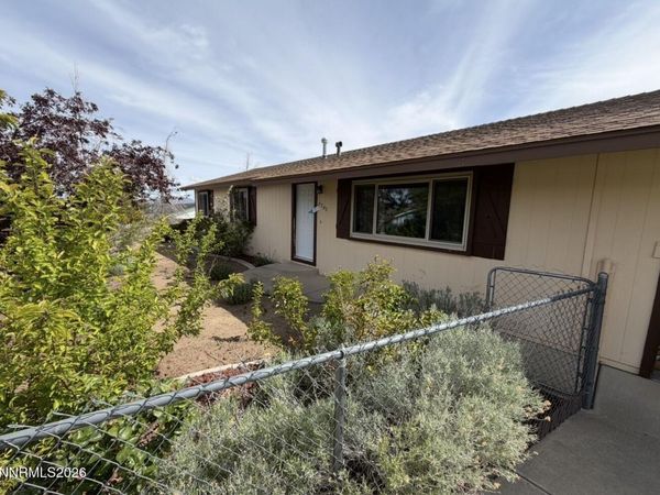 2240 Dakota Way, Reno, NV 89506