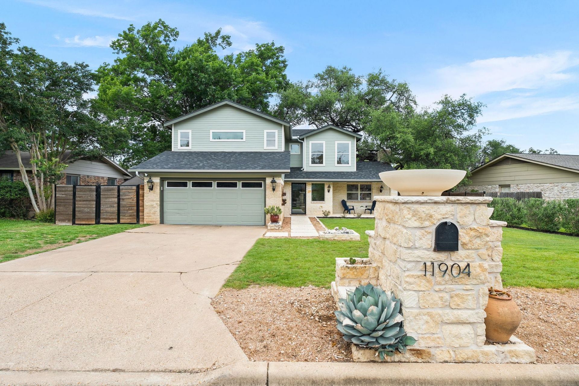 11904 Buckingham Rd, Austin, TX 78759 Main Photo