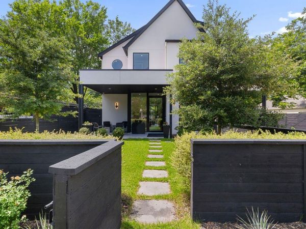 2102 Oxford ST, Austin, TX 78704
